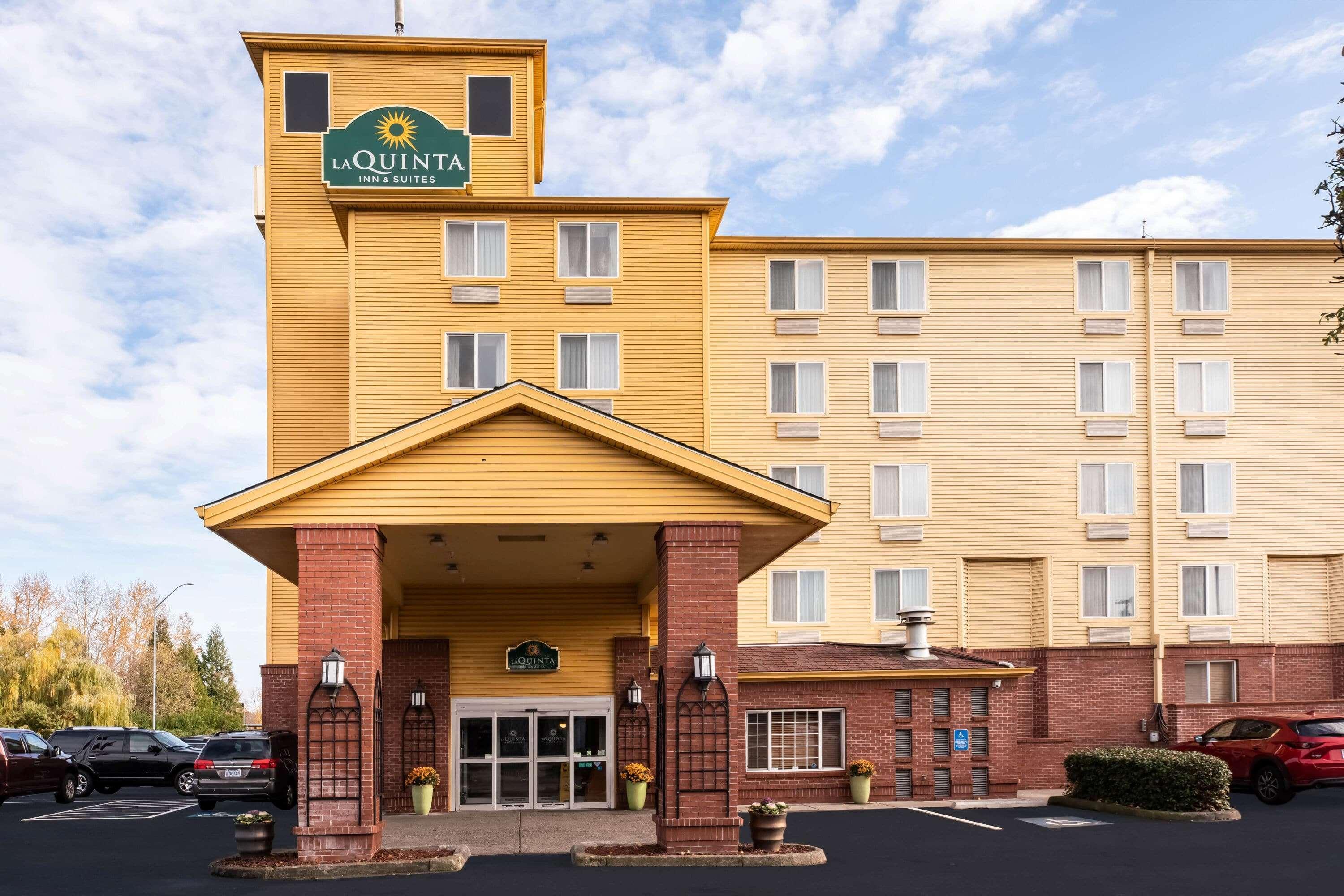 La Quinta By Wyndham Portland Airport Hotel Екстериор снимка