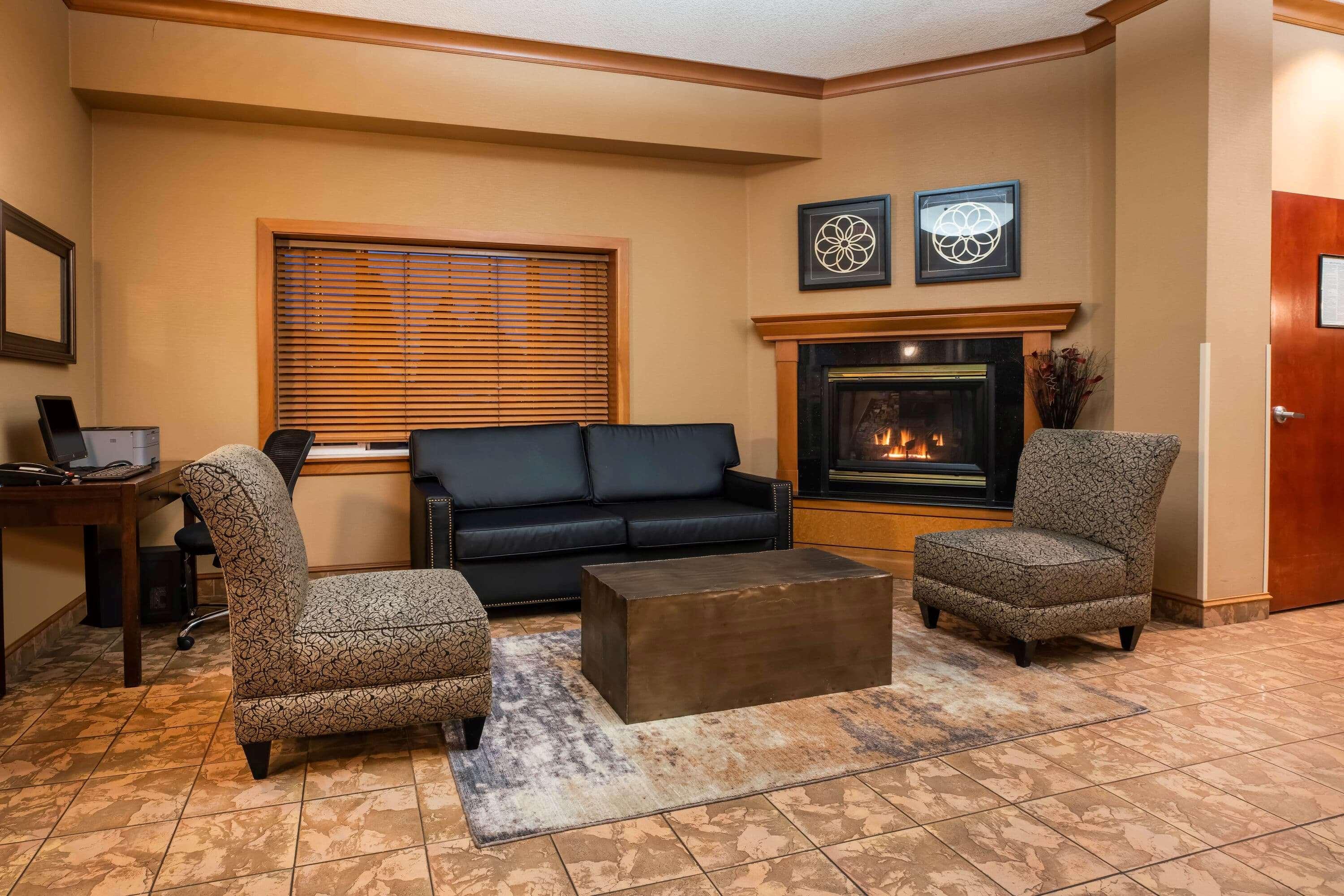 La Quinta By Wyndham Portland Airport Hotel Екстериор снимка